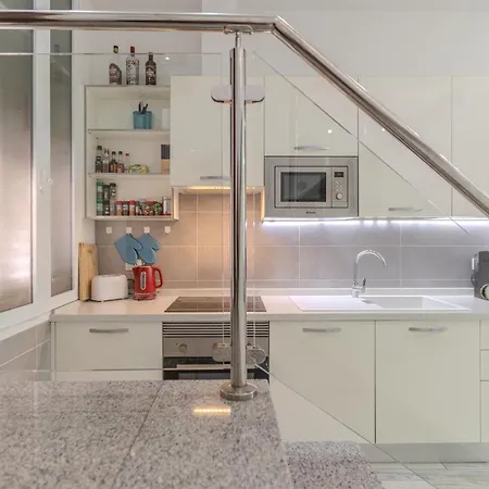 Villa Renovated In Americas Sea Coast