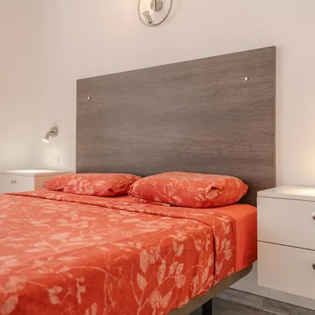 Renovated In Americas Sea Coast Villa *