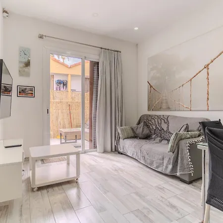 Renovated In Americas Sea Coast *