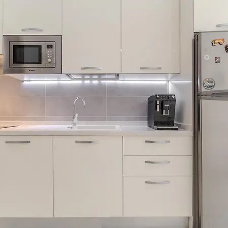 Renovated In Americas Sea Coast