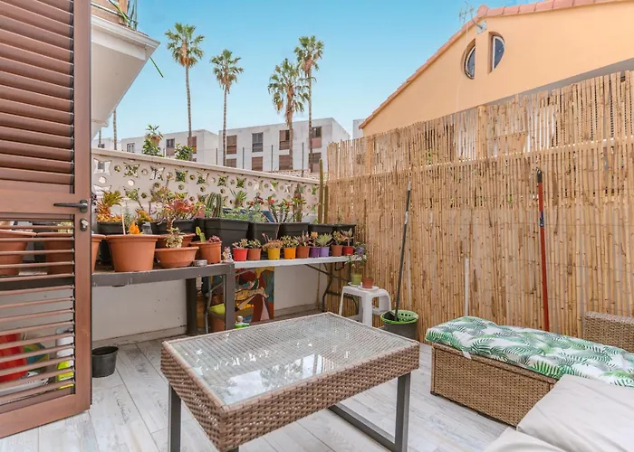 Renovated In Americas Sea Coast Villa