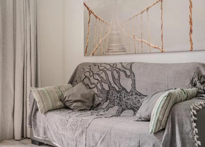 Villa Renovated In Americas Sea Coast *