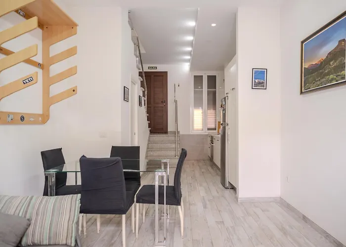 Renovated In Americas Sea Coast