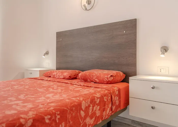 Renovated In Americas Sea Coast Villa *