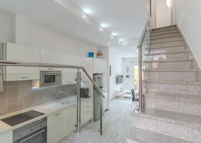 Renovated In Americas Sea Coast Villa Playa de las Américas